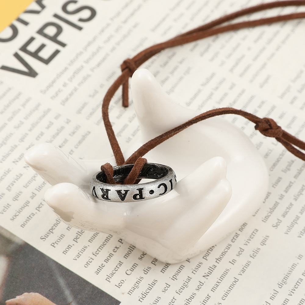 Game Anime Leather Chain Ring  - Vintage Necklace 리뷰 및 가격