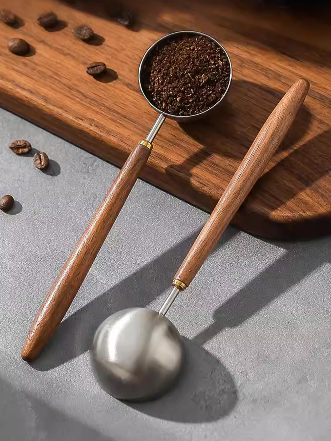 Coffee Spoon - Vintage Walnut  - Vintage Collectible Spoons 리뷰 및 가격