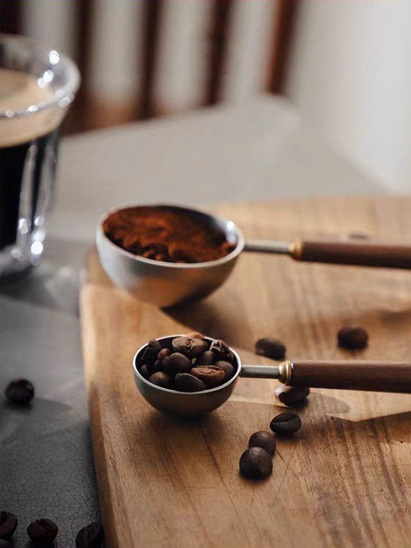 Coffee Spoon - Vintage Walnut  - Vintage Collectible Spoons 리뷰 및 가격