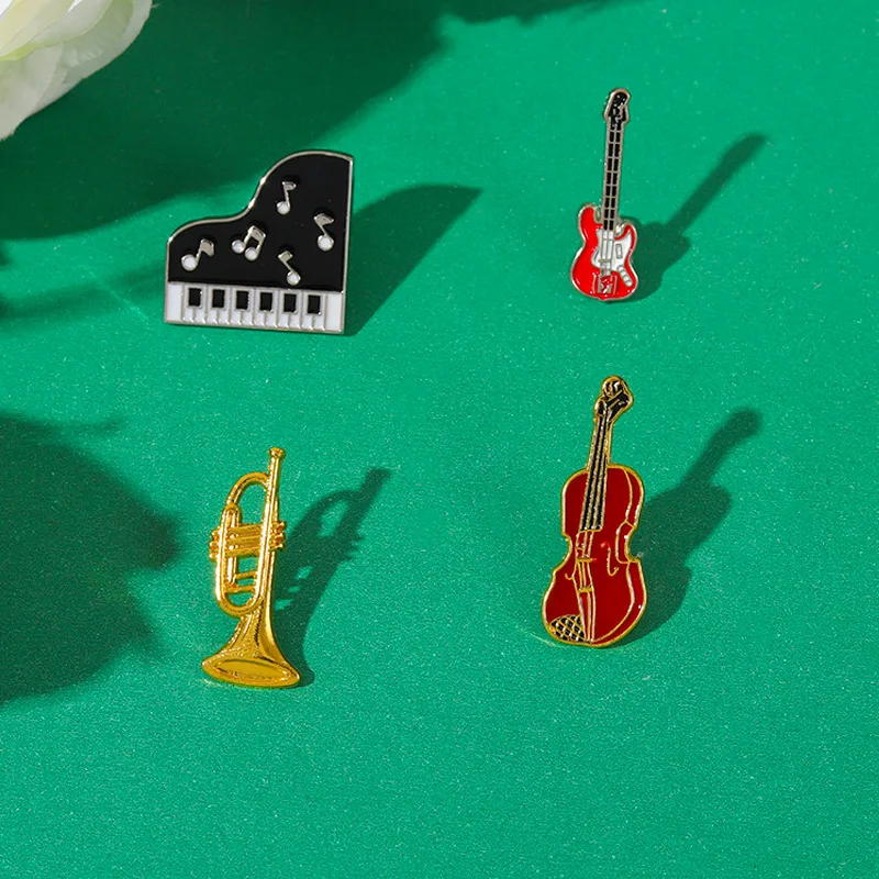 Musical Instrument Enamel Lape - Collectible Vintage Brooches 리뷰 및 가격